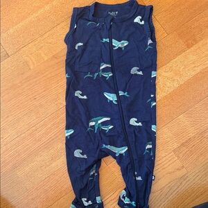 Kyte baby whale romper